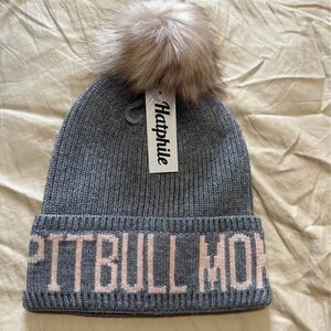 NEW Hatphile Cozy “Pitbull Mom” Knit Hat Beanie